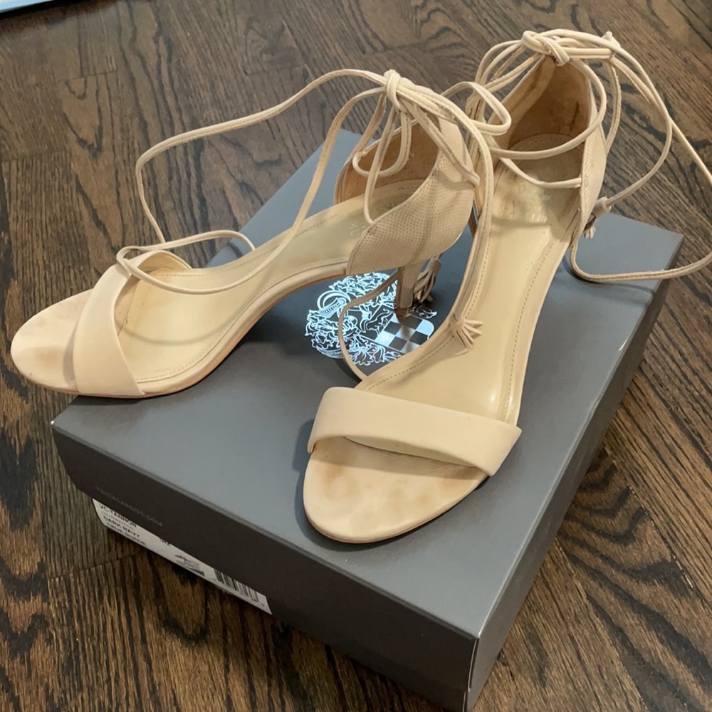 Vince Camuto Lace Up Heels🤍